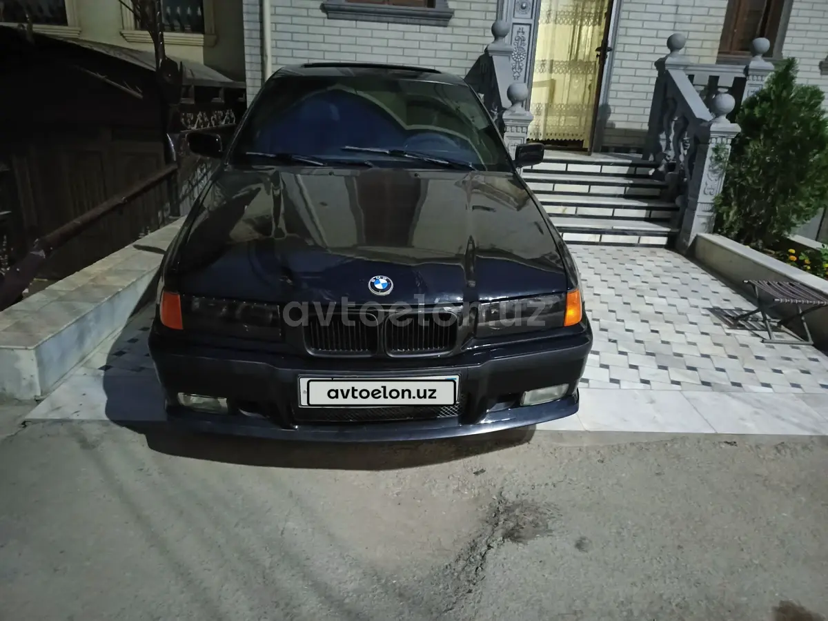 BMW 318 1992