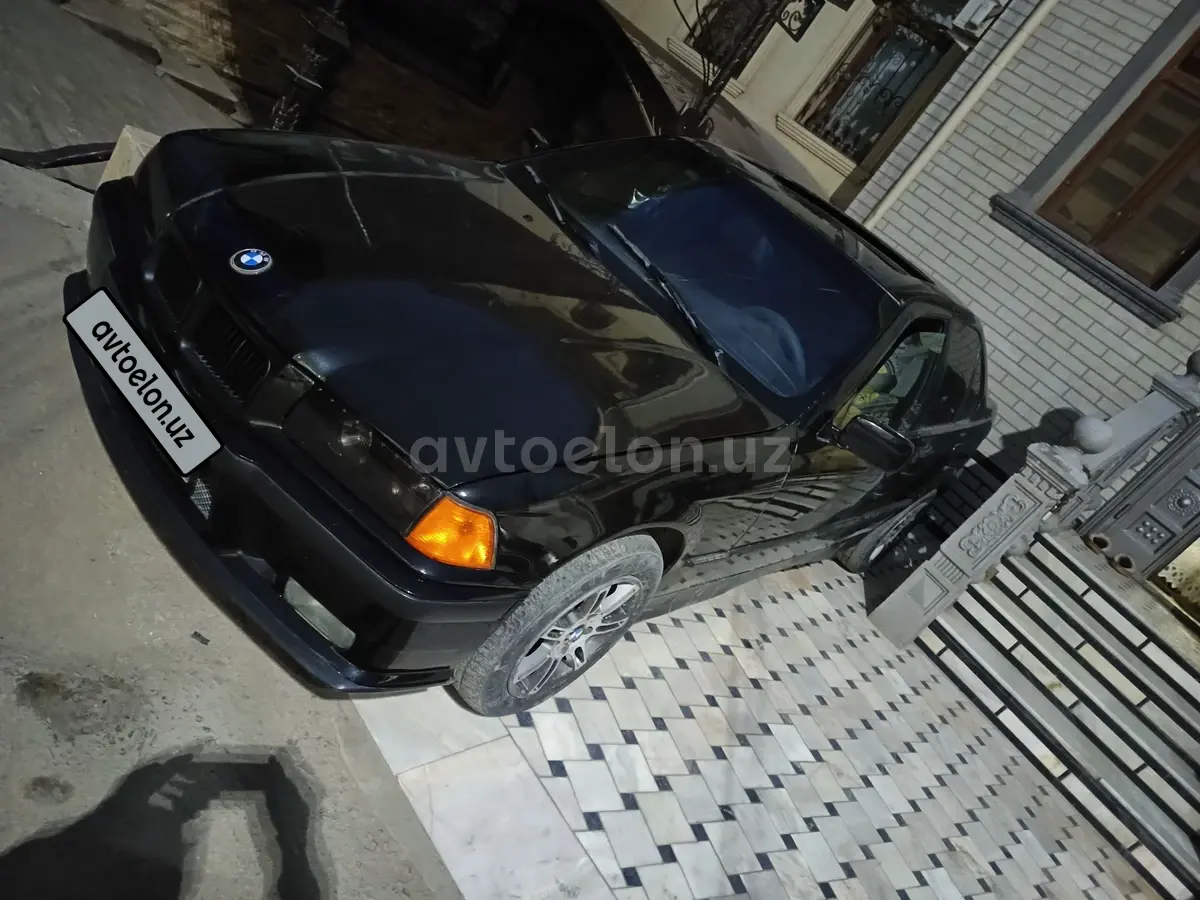 BMW 318 1992 — 2