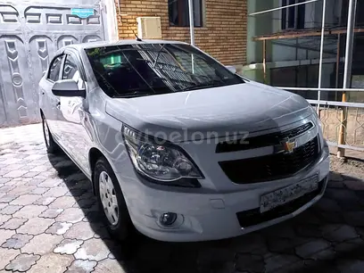 Белый Chevrolet Cobalt, 2 позиция 2021 года, КПП Механика, в Навои за ~10 731 y.e. id5140266
