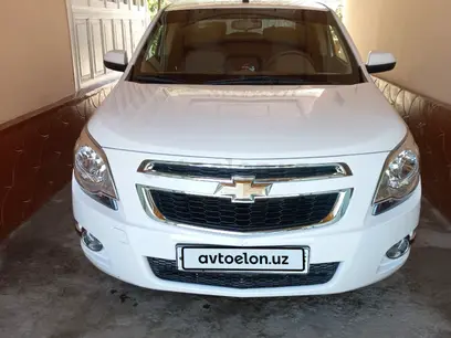 Белый Chevrolet Cobalt, 4 позиция 2021 года, КПП Автомат, в Андижан за 10 950 y.e. id5169459