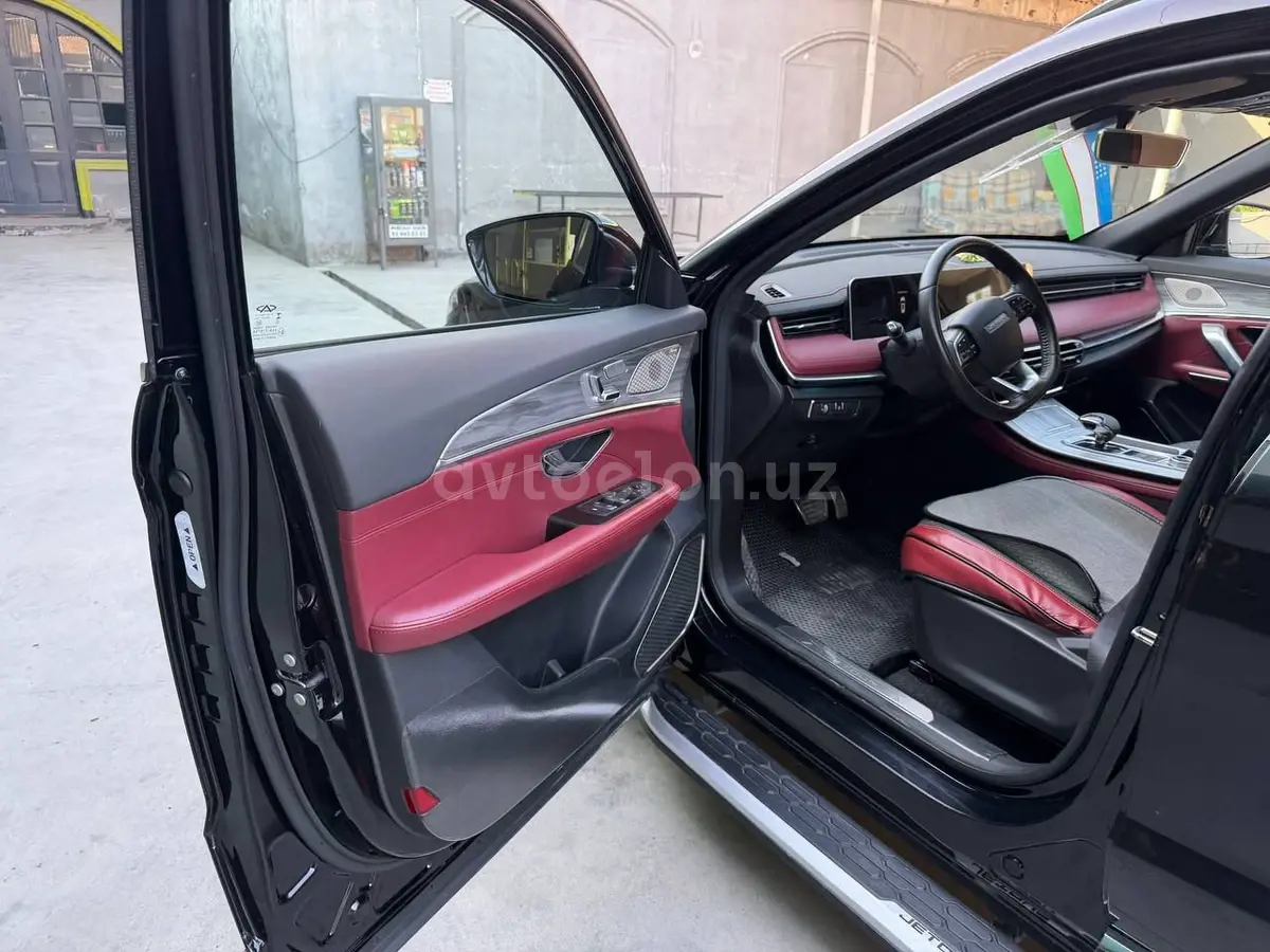 Jetour X70 Plus — 5