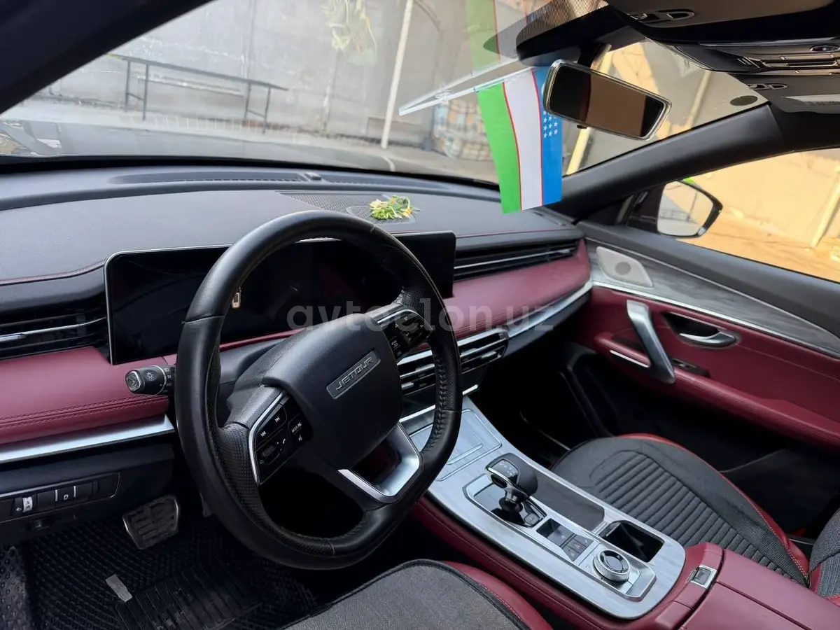 Jetour X70 Plus — 7