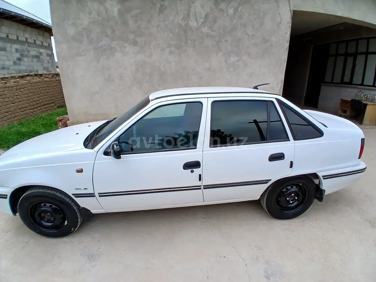Daewoo Nexia — 4