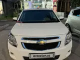 Белый Chevrolet Cobalt, 4 позиция 2023 года, КПП Автомат, в Ташкент за 11 800 y.e. id5193786, Фото №1
