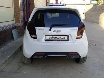Oq Chevrolet Spark, 4 pozitsiya EVRO 2015 yil, КПП Avtomat, shahar Samarqand uchun 6 200 у.е. id5198989