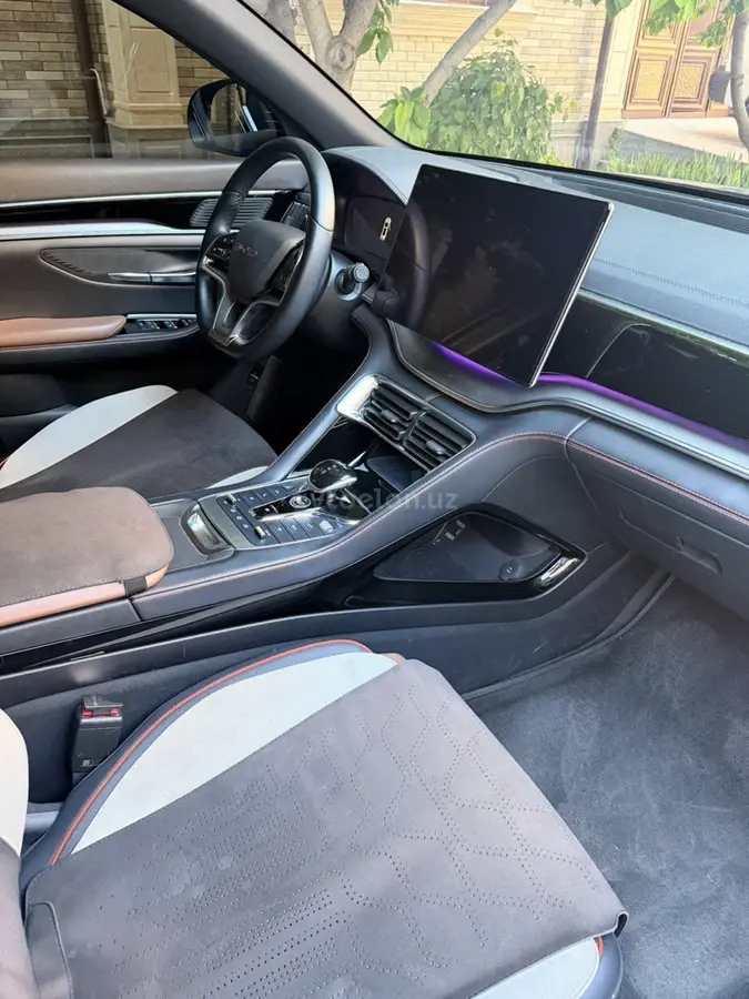 BYD Song Plus DM-i — 7