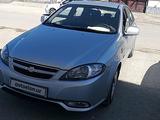 Chevrolet Lacetti, 1 pozitsiya 2015 года за 8 600 у.е. в Navoiy Chevrolet Lacetti, 1 pozitsiya 2015 года за 8 600 у.е. в Navoiy
