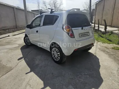 Белый Chevrolet Spark, 2 позиция 2011 года, КПП Механика, в Ташкент за 6 100 y.e. id4866959