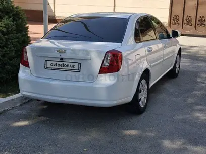 Белый Chevrolet Gentra, 1 позиция Газ-бензин 2019 года, КПП Механика, в Фергана за 10 600 y.e. id5163509