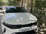 Kia K5 2022 года, КПП Вариатор, в Самарканд за 23 400 y.e. id6419495, Фото №1