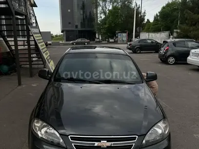 Мокрый асфальт Chevrolet Gentra, 1 позиция 2018 года, КПП Механика, в Ташкент за 9 300 y.e. id5000248