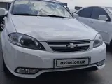 Белый Chevrolet Lacetti, 3 позиция 2020 года, КПП Автомат, в Ташкент за 12 000 y.e. id5197278, Фото №1