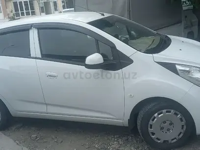 Белый Chevrolet Spark, 2 евро позиция 2015 года, КПП Механика, в Самарканд за 7 800 y.e. id4998757