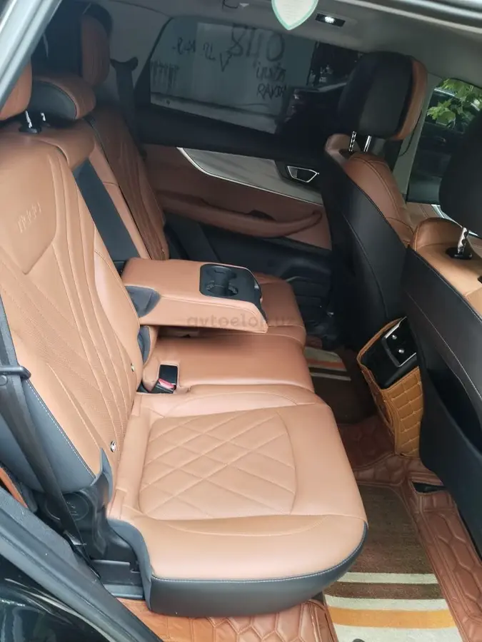 Chery Tiggo 8 Pro Max — 5