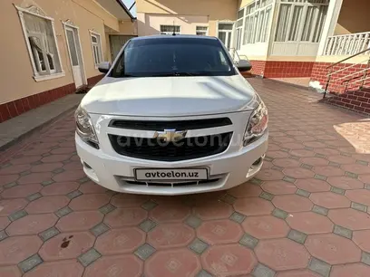 Белый Chevrolet Cobalt, 2 позиция 2019 года, КПП Механика, в Папский район за 11 000 y.e. id4973441