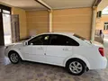 Белый Chevrolet Gentra, 3 позиция 2019 года, КПП Автомат, в Фергана за 10 800 y.e. id6513261