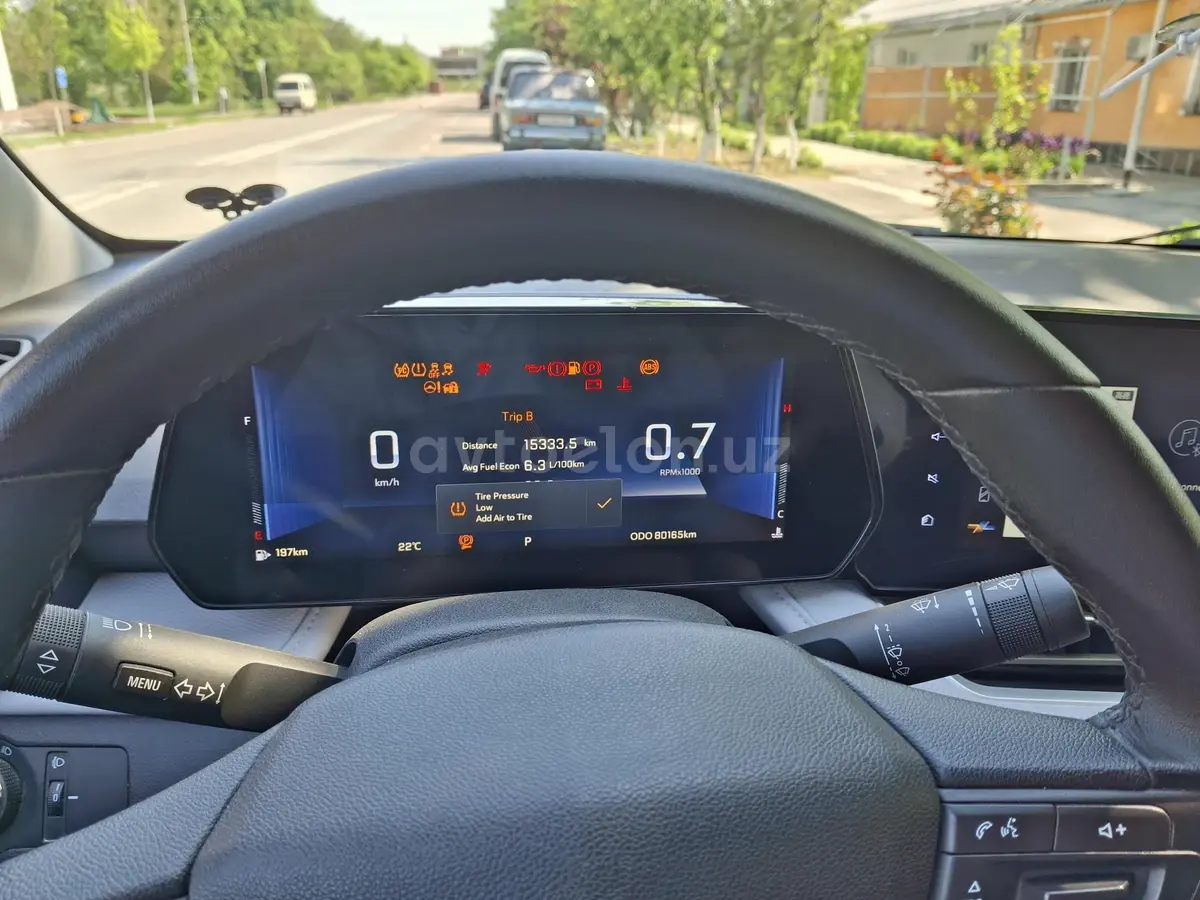 Chevrolet Monza 2024 — 2