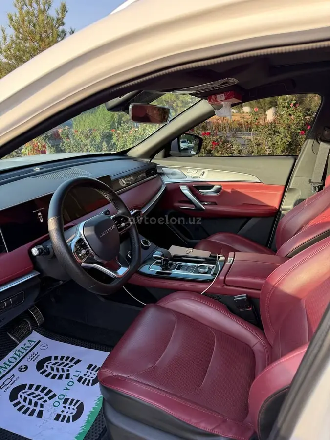 Jetour X70 Plus — 5