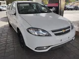 Белый Chevrolet Gentra, 2 позиция 2024 года, КПП Механика, в Ургутский район за ~11 477 y.e. id5203968, Фото №1