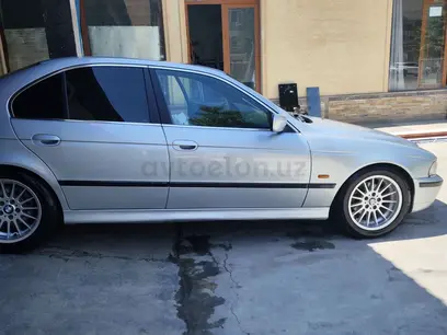 Серебристый BMW 528 1996 года, КПП Автомат, в Андижан за 8 000 y.e. id5198243