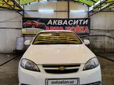 Белый Chevrolet Gentra, 1 позиция 2019 года, КПП Механика, в Андижан за 10 400 y.e. id5025057, Фото №1