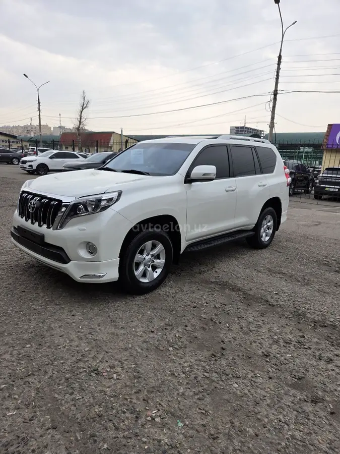 Toyota Land Cruiser Prado — 2