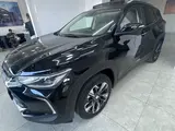 Черный Chevrolet Tracker, 3 позиция 2023 года, КПП Автомат, в Бухара за 17 300 y.e. id6631859, Фото №1