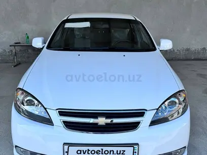 Oq Chevrolet Gentra, 2 pozitsiya 2015 yil, КПП Mexanika, shahar Samarqand uchun 10 500 у.е. id4973249
