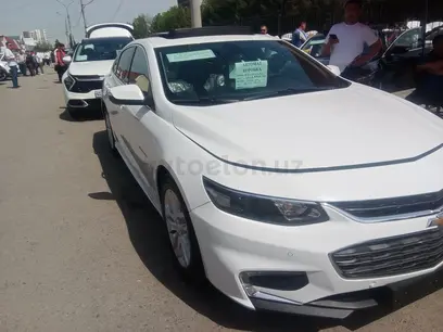 Белый Chevrolet Malibu 2 2018 года, КПП Автомат, в Ташкент за 22 000 y.e. id4980576