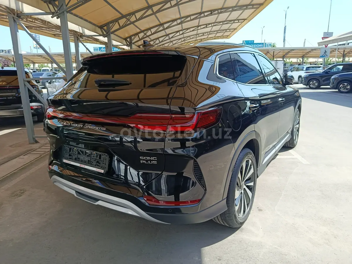 BYD Song Plus DM-i Champion — 5