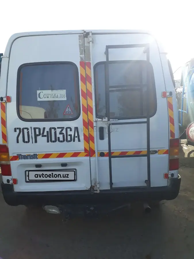 Ford Transit — 2
