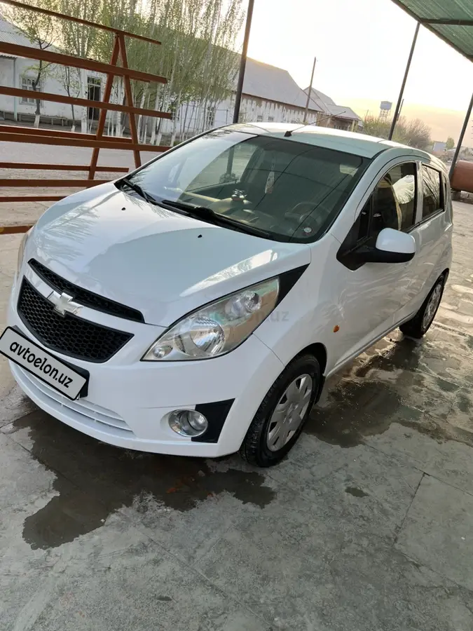 Chevrolet Spark 2011