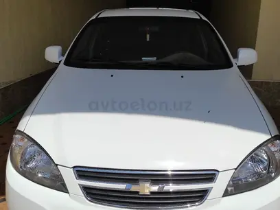 Oq Chevrolet Gentra, 3 pozitsiya 2023 yil, КПП Avtomat, shahar Toshkent uchun 15 300 у.е. id5094577