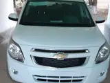 Белый Chevrolet Cobalt, 4 позиция 2025 года, КПП Автомат, в Бандихон за ~13 387 y.e. id6364465, Фото №1