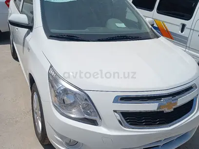 Белый Chevrolet Cobalt, 4 позиция 2024 года, КПП Автомат, в Джаркурганский район за ~13 530 y.e. id5156903
