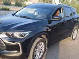 Черный Chevrolet Tracker, 2 позиция 2024 года, КПП Автомат, в Андижан за 16 500 y.e. id6430791, Фото №1