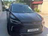 Черный Chevrolet Tracker, 3 позиция 2024 года, КПП Автомат, в Ташкент за 21 100 y.e. id5230377