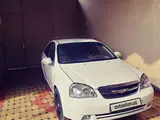 Белый Chevrolet Lacetti, 2 позиция 2011 года, КПП Механика, в Наманган за 5 100 y.e. id6387564, Фото №1