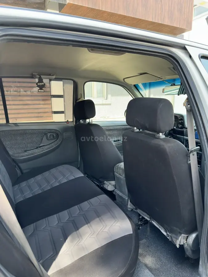 Daewoo Nexia — 3