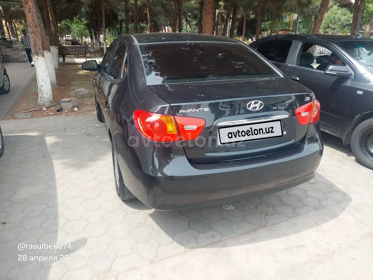 Hyundai Avante — 2