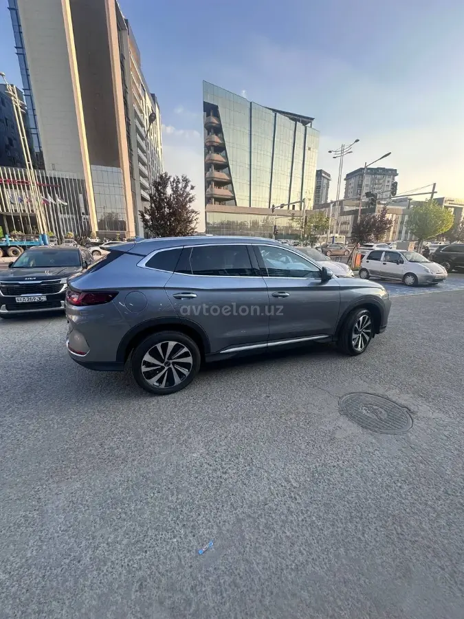 BYD Song Plus DM-i Champion — 2