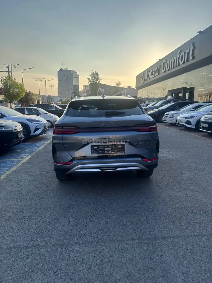 BYD Song Plus DM-i Champion — 3