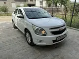 Белый Chevrolet Cobalt, 4 позиция 2022 года, КПП Автомат, в Ташкент за 11 500 y.e. id5205000, Фото №1