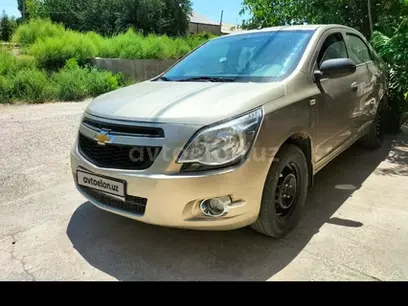 Золотистый Chevrolet Cobalt, 1 позиция 2014 года, КПП Механика, в Бухара за 7 000 y.e. id5185014