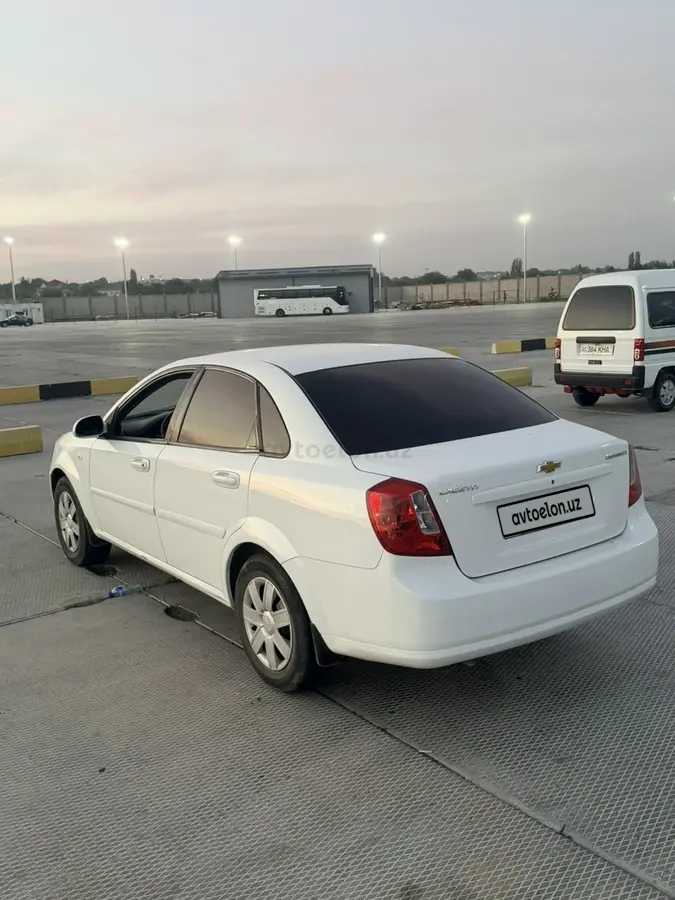 Chevrolet Lacetti 2012
