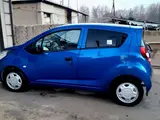 Синий Chevrolet Spark, 2 позиция 2014 года, КПП Механика, в Хивинский район за 6 500 y.e. id5034948, Фото №1