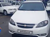 Белый Chevrolet Gentra, 3 позиция 2015 года, КПП Автомат, в Ташкент за 10 000 y.e. id5032991, Фото №1