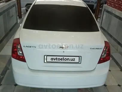 Белый Chevrolet Lacetti, 1 позиция Газ-бензин 2012 года, КПП Механика, в Андижан за 10 000 y.e. id2875447