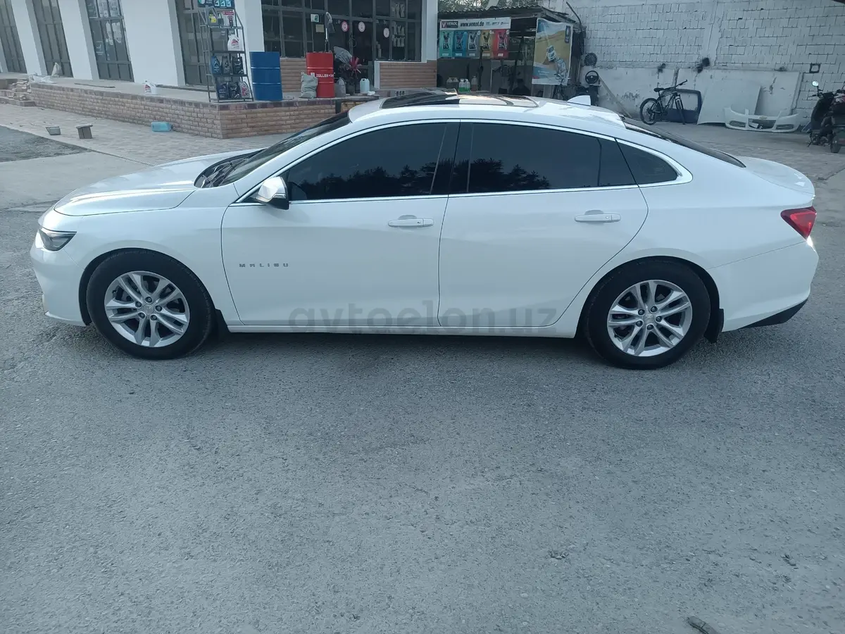 Chevrolet Malibu 2 2018 — 2