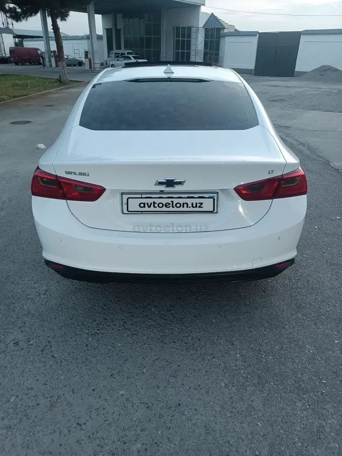 Chevrolet Malibu 2 2018 — 3